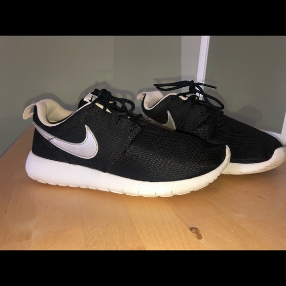 Nike Rosie Run Originals - Picture 2 of 4